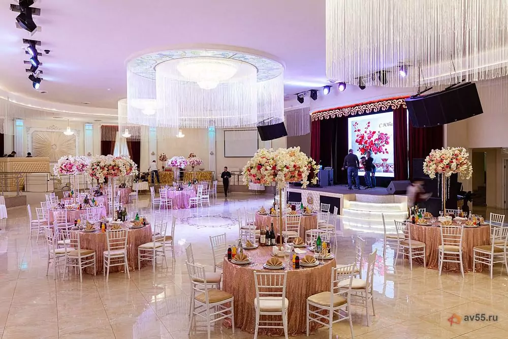 Kolizey Kholl — Bolshoy hall — photo 1