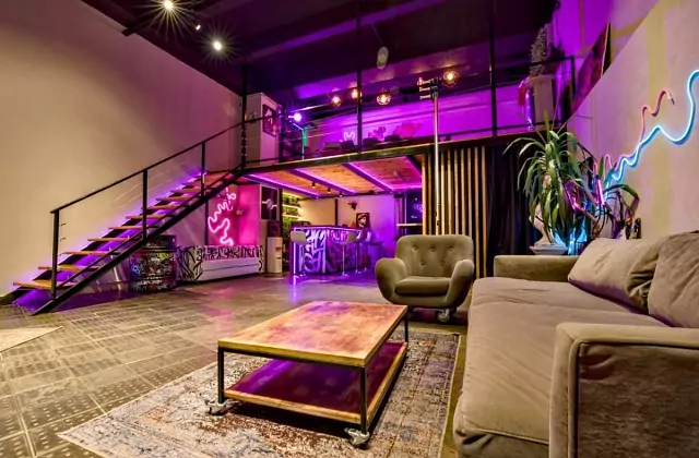 SELEZNEVSKI EVENT — Neon Loft