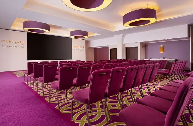 CORT INN Sankt Petersburg – Saal „Tolstoi B“