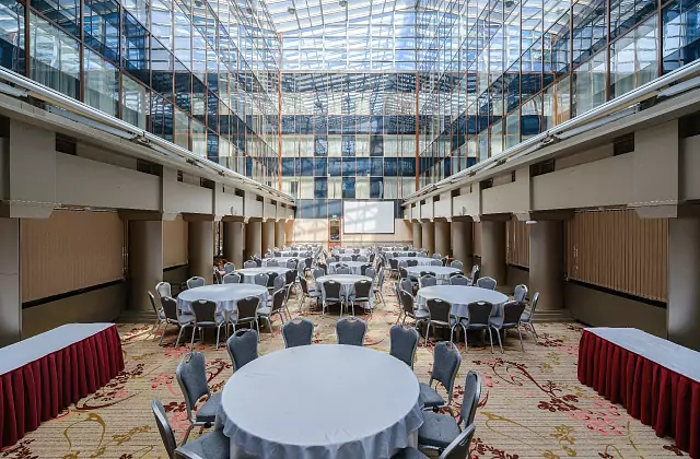 Artkort Moskova Merkez — «Grand Hall» Salonu