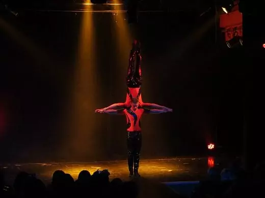 Акробатическое шоу AcroArt Show