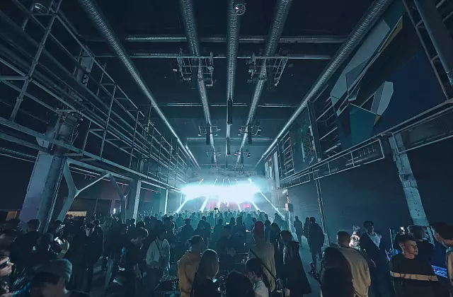 グラファイト