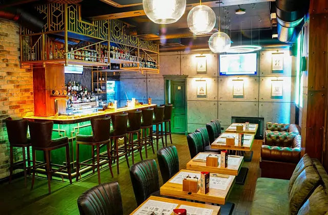Loft Cafe Tipografia — Zemin kat «Bar»
