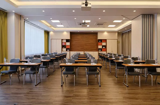 Holiday Inn Moskova Sokolniki — «Fili-Kuntsevo» Salonu