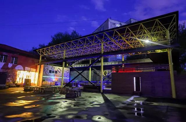 LovelyLOFT — Neobıçnaya Veranda
