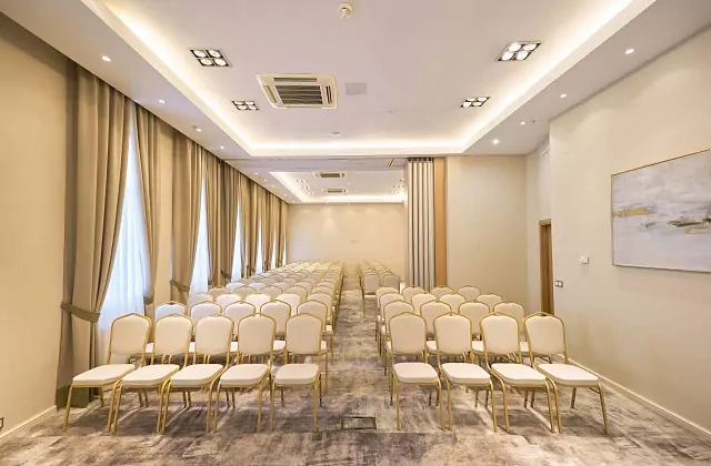 River Palace Hotel — Saal «Moskwa»