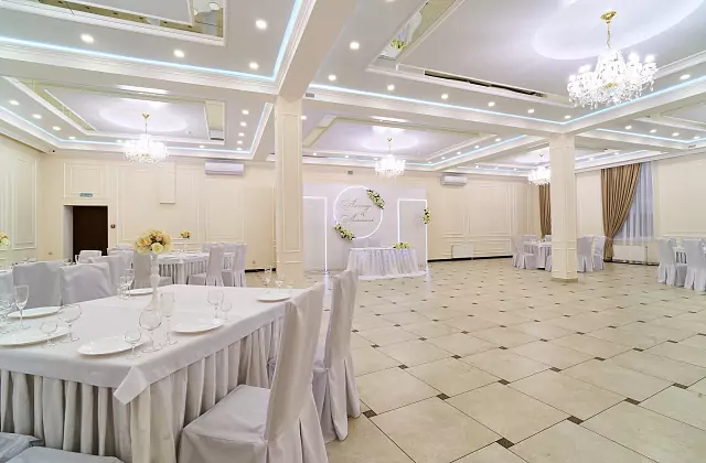 AURUM — 大宴会厅