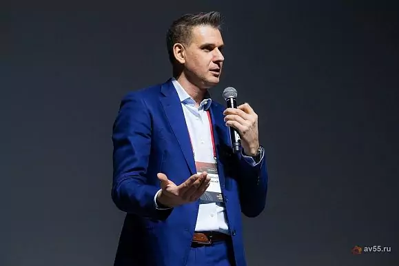 Sales Speaker Evgeny Zhigily