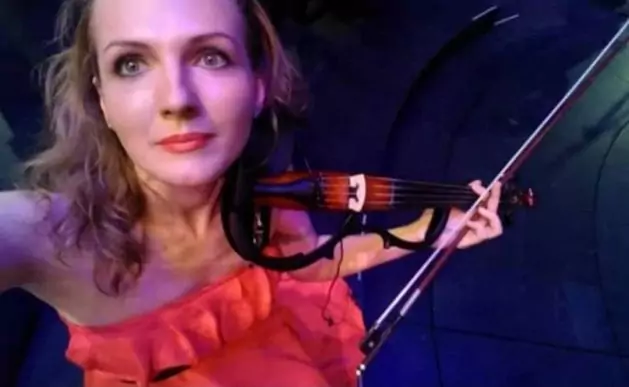 Violinist Tatyana Komissarova