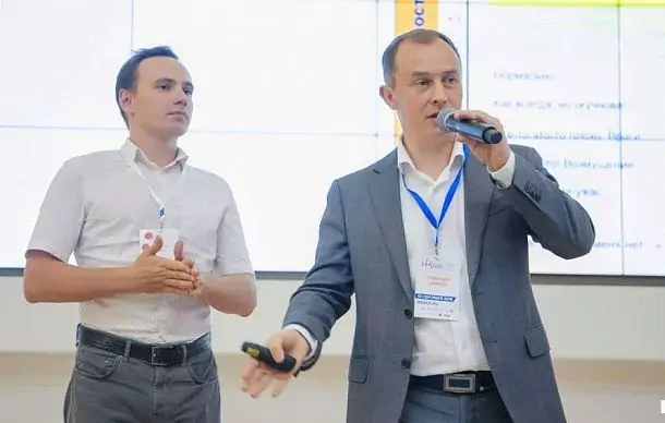 Orador en ventas Alekséi Urvántsev