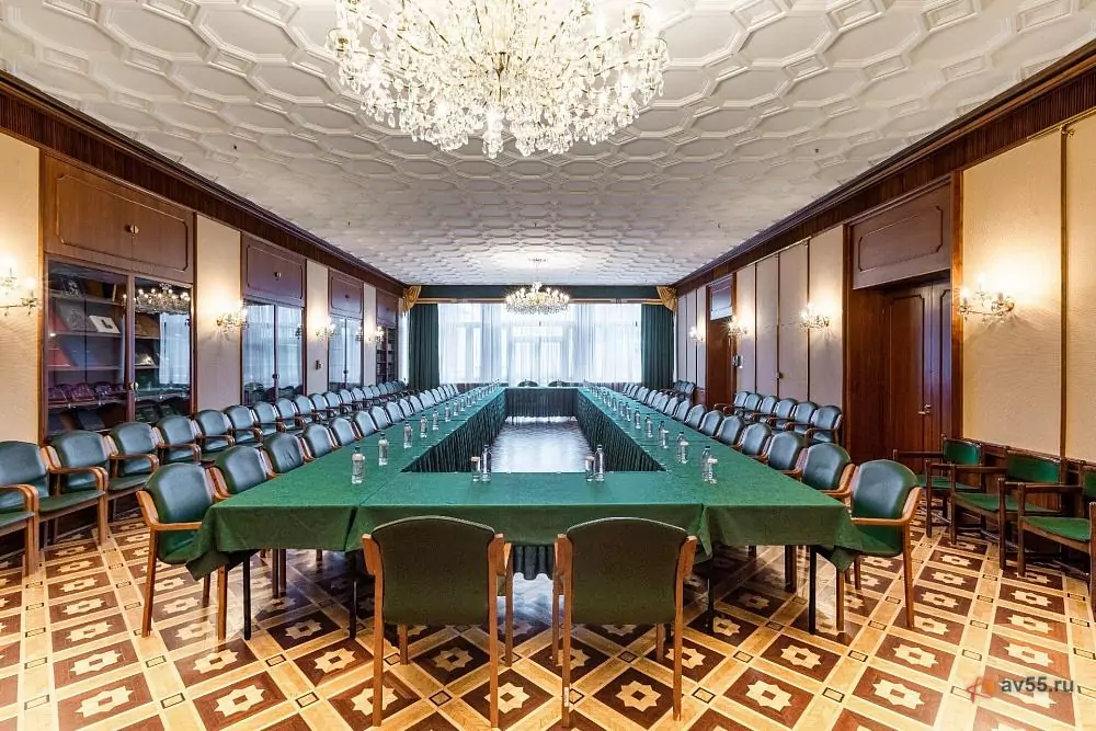 President Hotel — "Library" Hall — photo 1