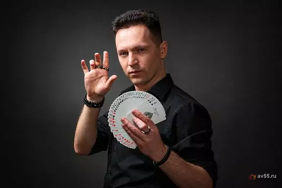 Иллюзионист Александр Вольтер