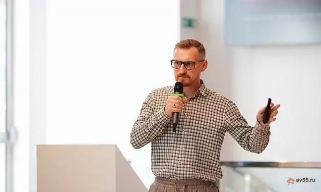 Speaker für KI und Digitalisierung Konstantin Tschuikow