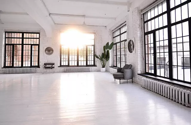Cross+Studio — Edison