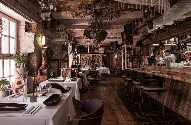 Madame Roche — BISTRO