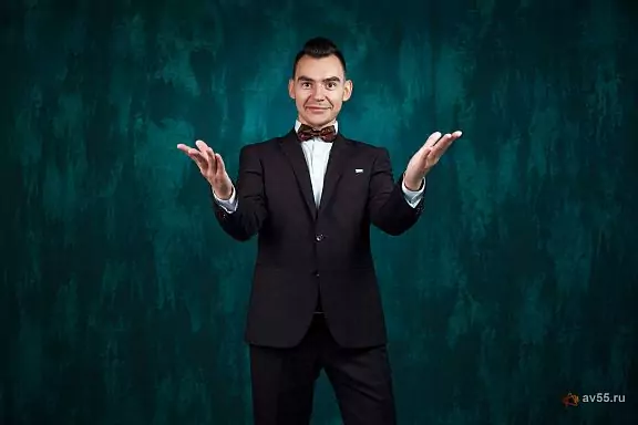 Host Alexander Semyonov