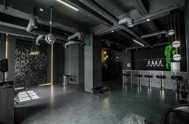Rubin Loft — Blek