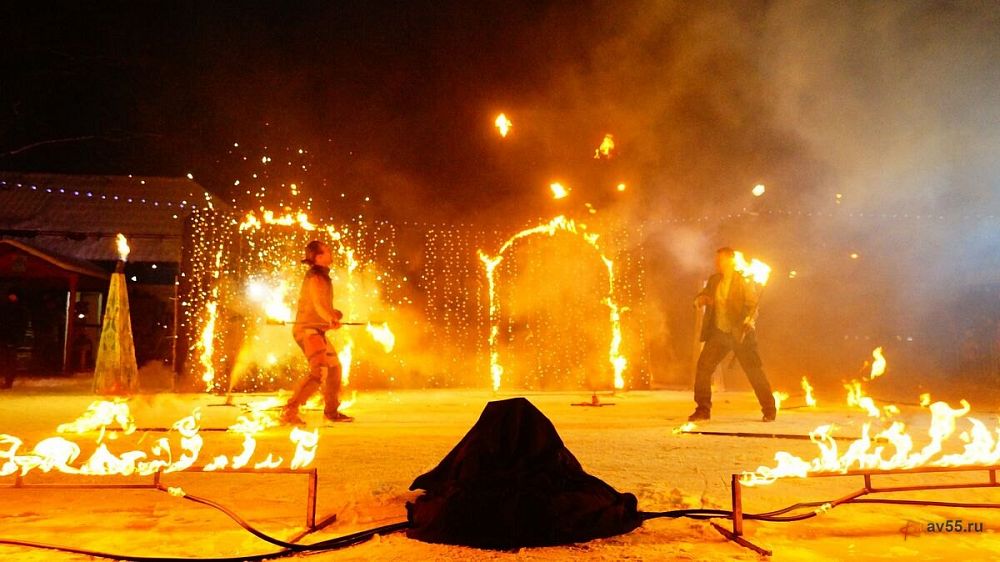 Spectacle de feu du cirque du feu et de la lumière « Artonstopp » — фото 1
