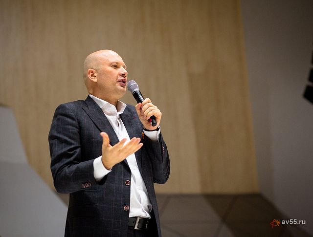 HR and corporate culture speaker Andrey Weber