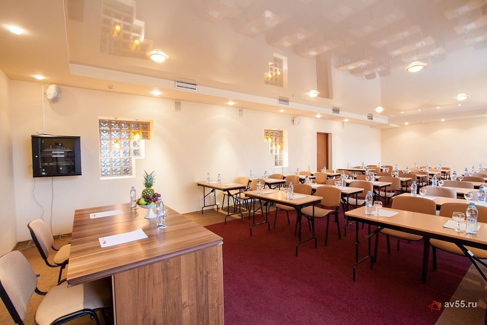 Hotel Oktyabrskaya — Znamensky conference hall — photo 1