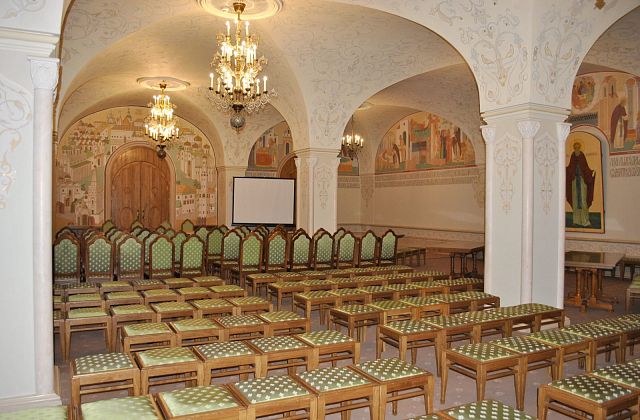 Храм Христа Спасителя — Трапезные палаты, Сергиевский зал