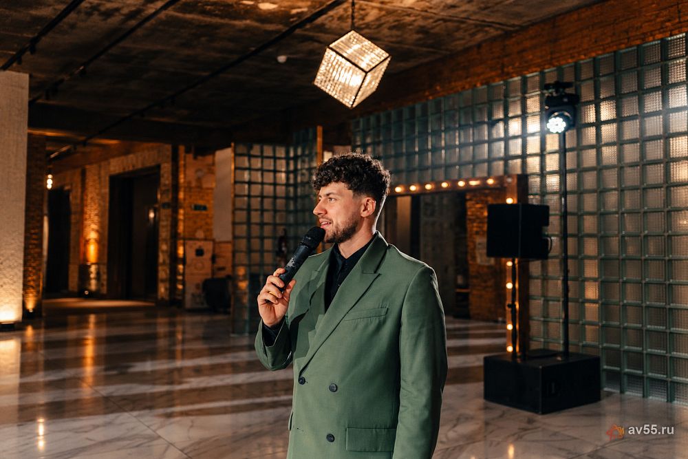 Host Sergey Belan — photo 1