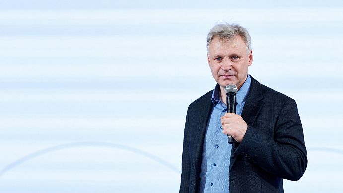 Orador sobre liderazgo y gestión Vyacheslav Letunovsky
