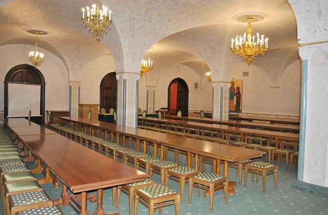 Храм Христа Спасителя — Трапезные палаты, Белый зал