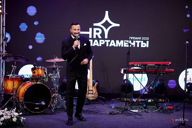 Host Mikhail Kalmykov