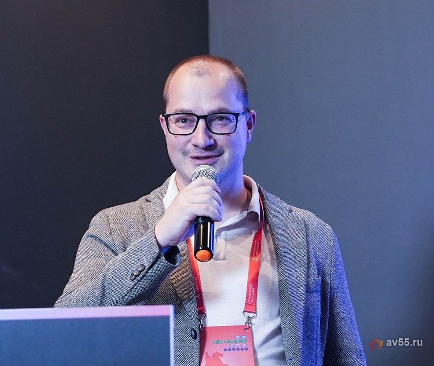 Orateur en finances et investissements Artem Tuzov — photo 1