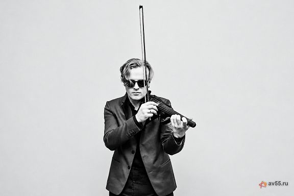 Kemancı Nikita Dyomin