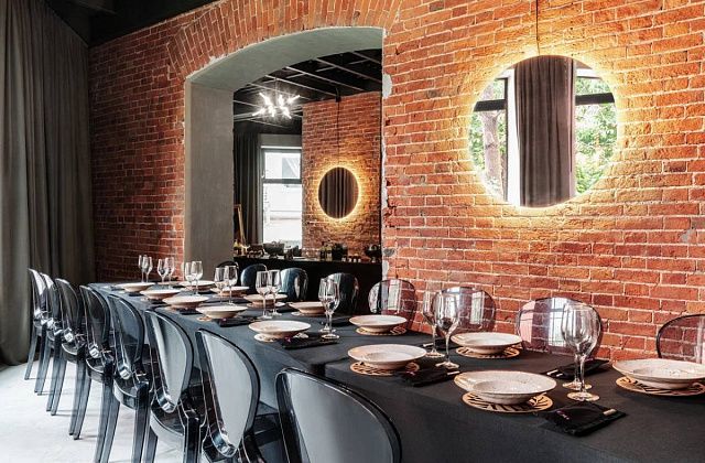 EventyOn — 1. kattaki salon