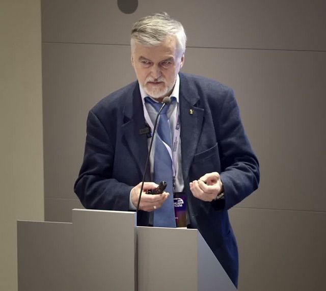Ponente en finanzas e inversiones Andréi Klepach