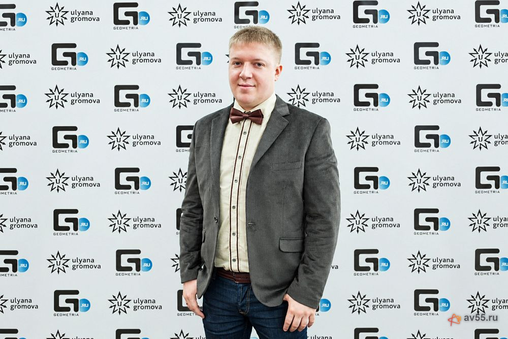 Host Anton Samsonov — photo 1